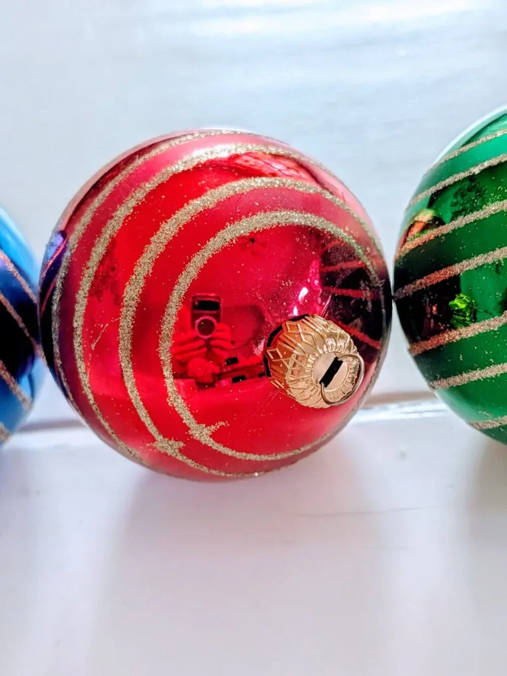Set of 4 VTG GKI Bethlehem Glass Shatterproof Ornaments Classic Italian Romania